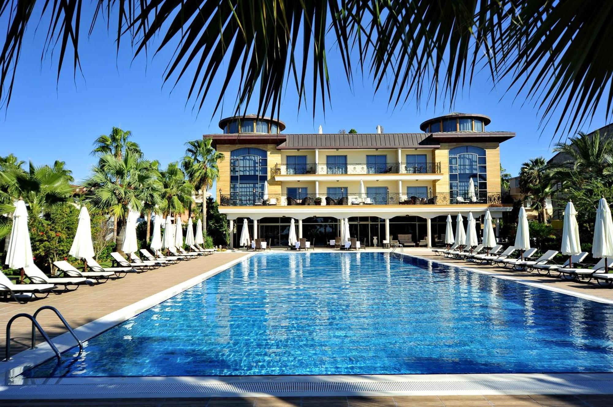Villa Augusto Boutique Hotel & Spa 코나키 외부 사진